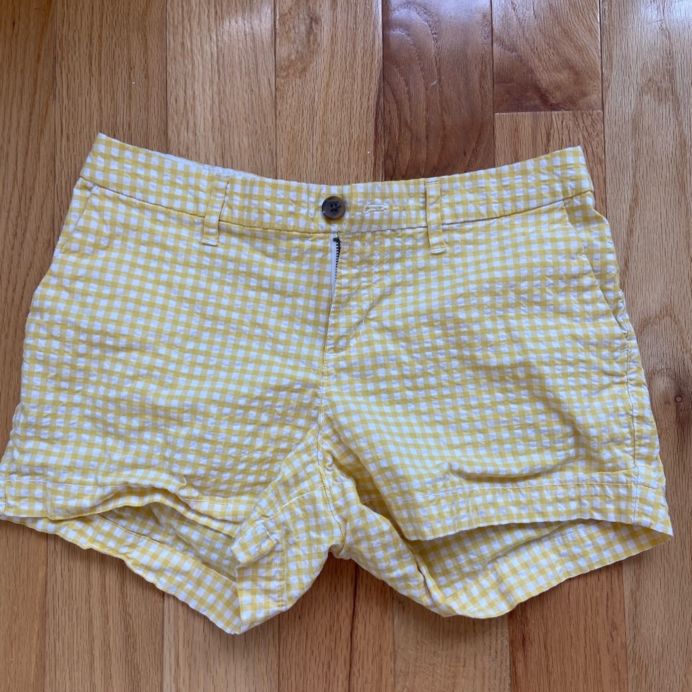 Yellow gingham 🧺 Old Navy shorts, size 2